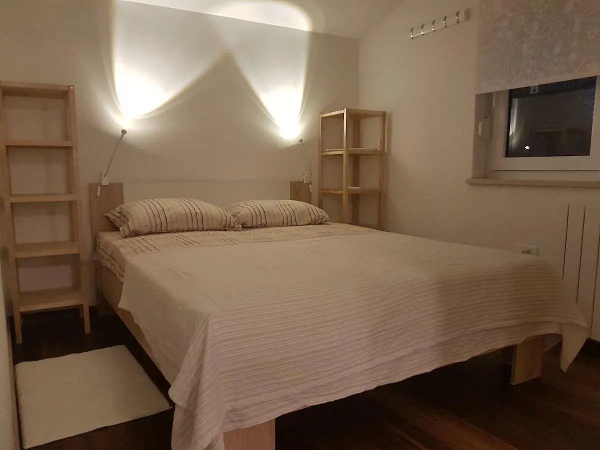 公寓 Miran Odmor U Srcu Pule! Apartman Iva 60M2. 普拉